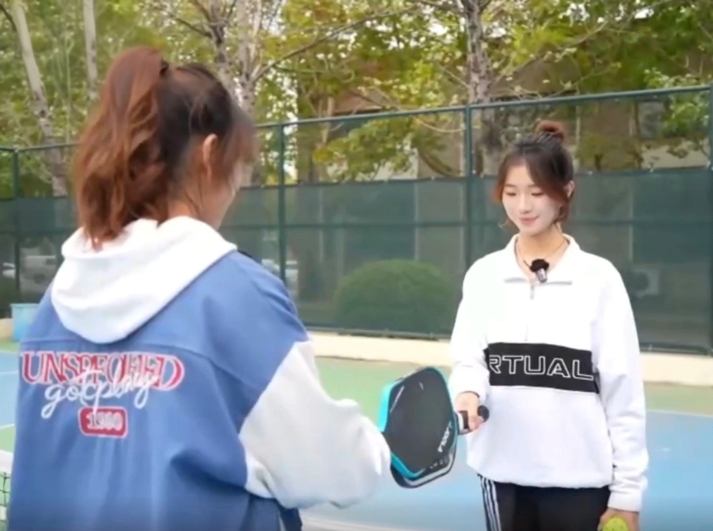 【天商好学生】天生“搭档”的AB面：一对双胞胎的“共进”青春